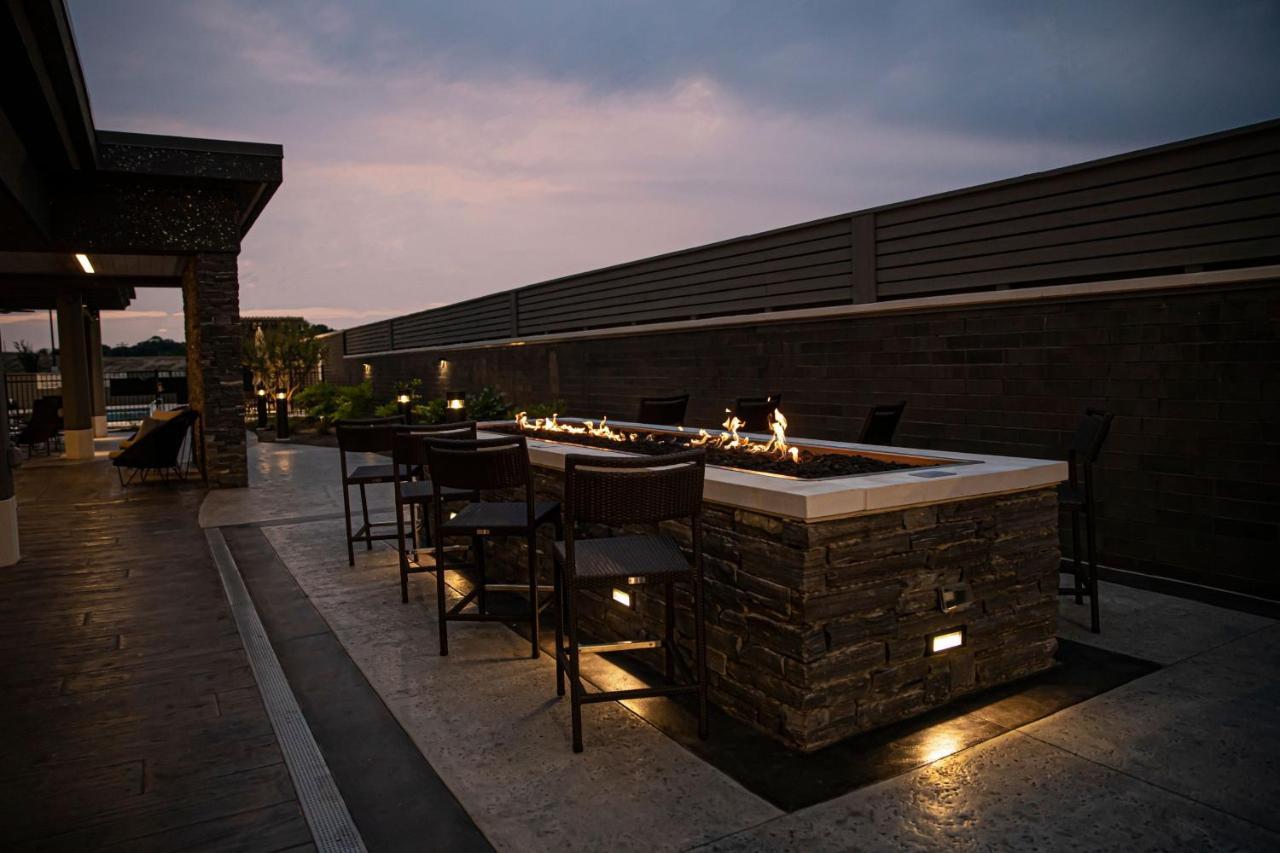 Courtyard By Marriott Greenville Mauldin Экстерьер фото